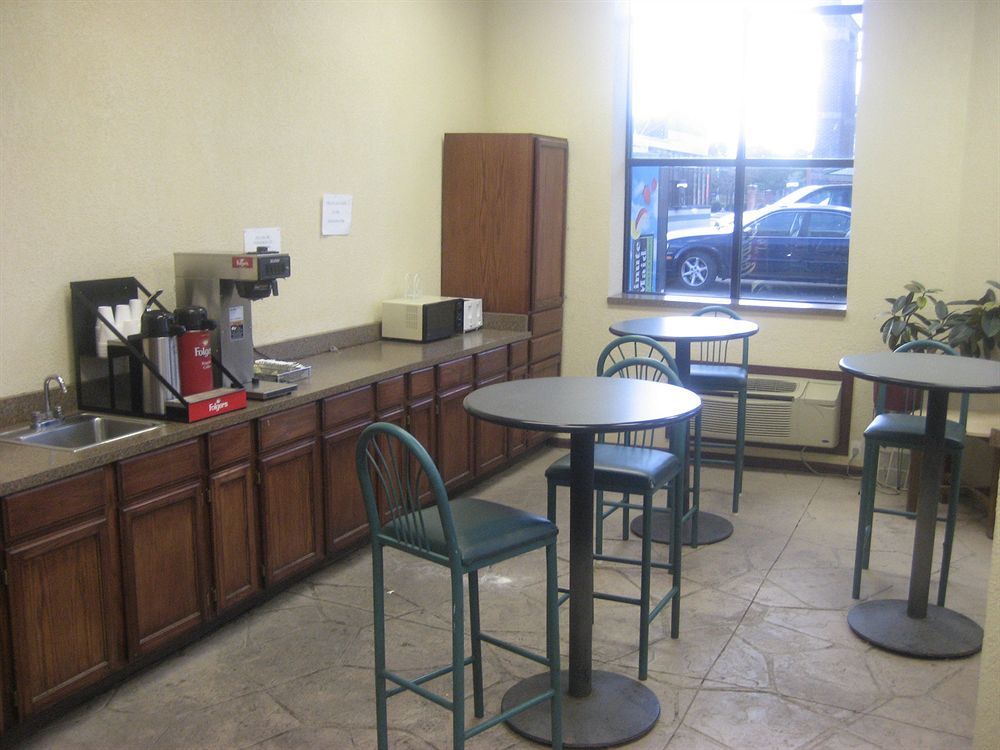 Baymont By Wyndham Downtown 2*