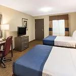 Baymont By Wyndham Downtown Detroit