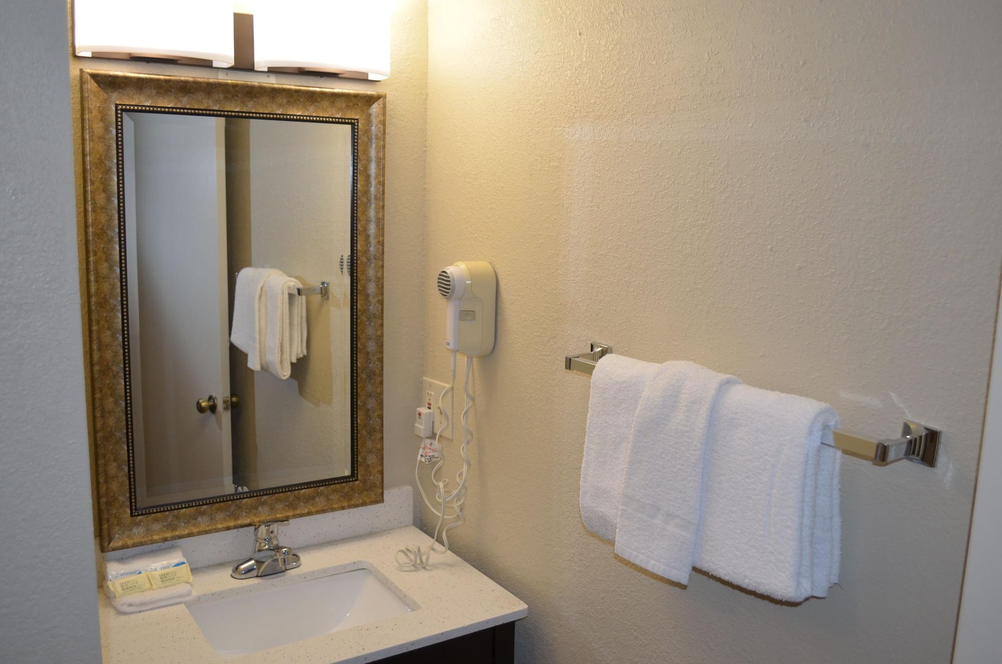 Baymont By Wyndham Downtown Detroit