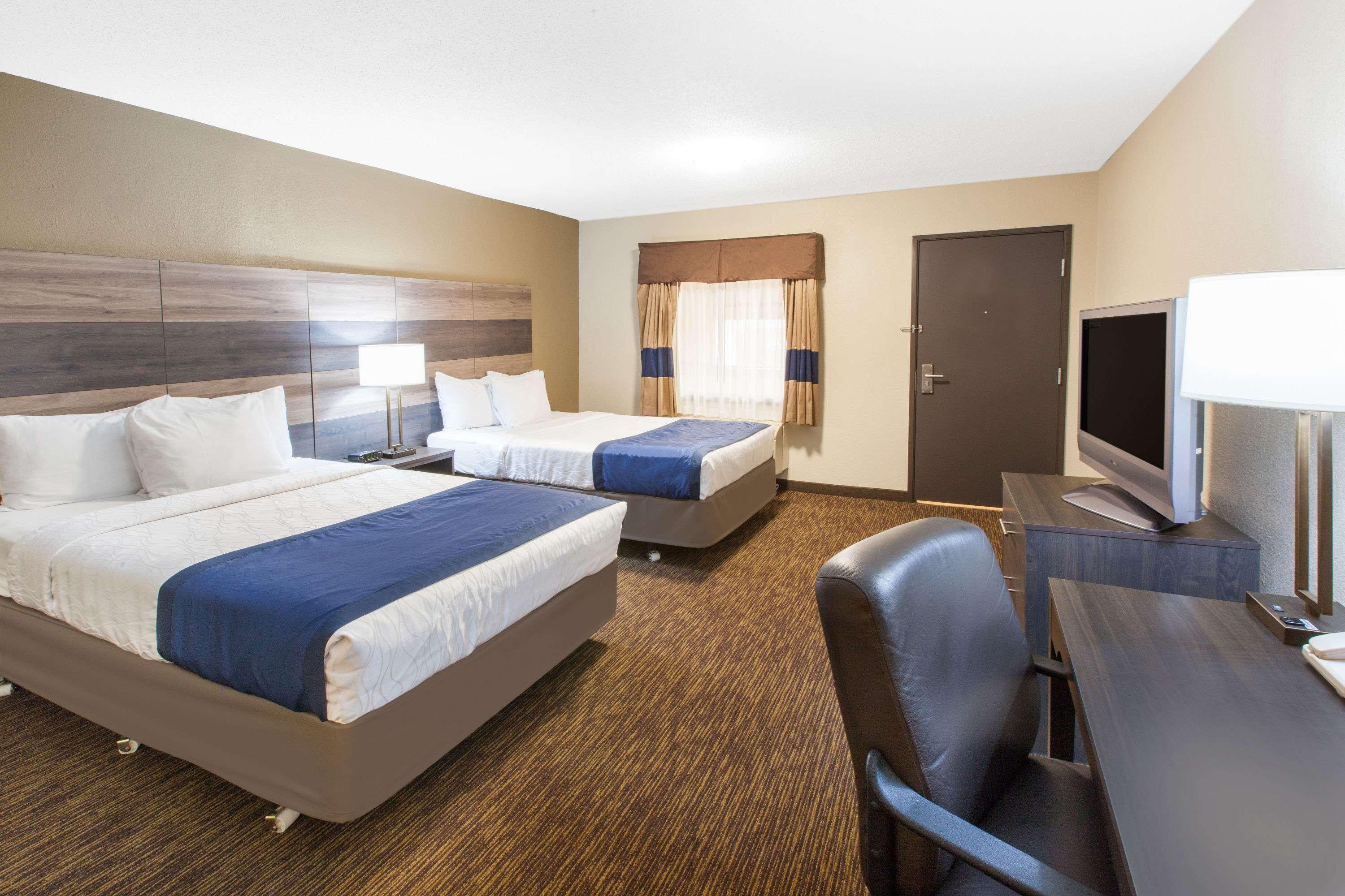 Hotel Baymont By Wyndham Downtown