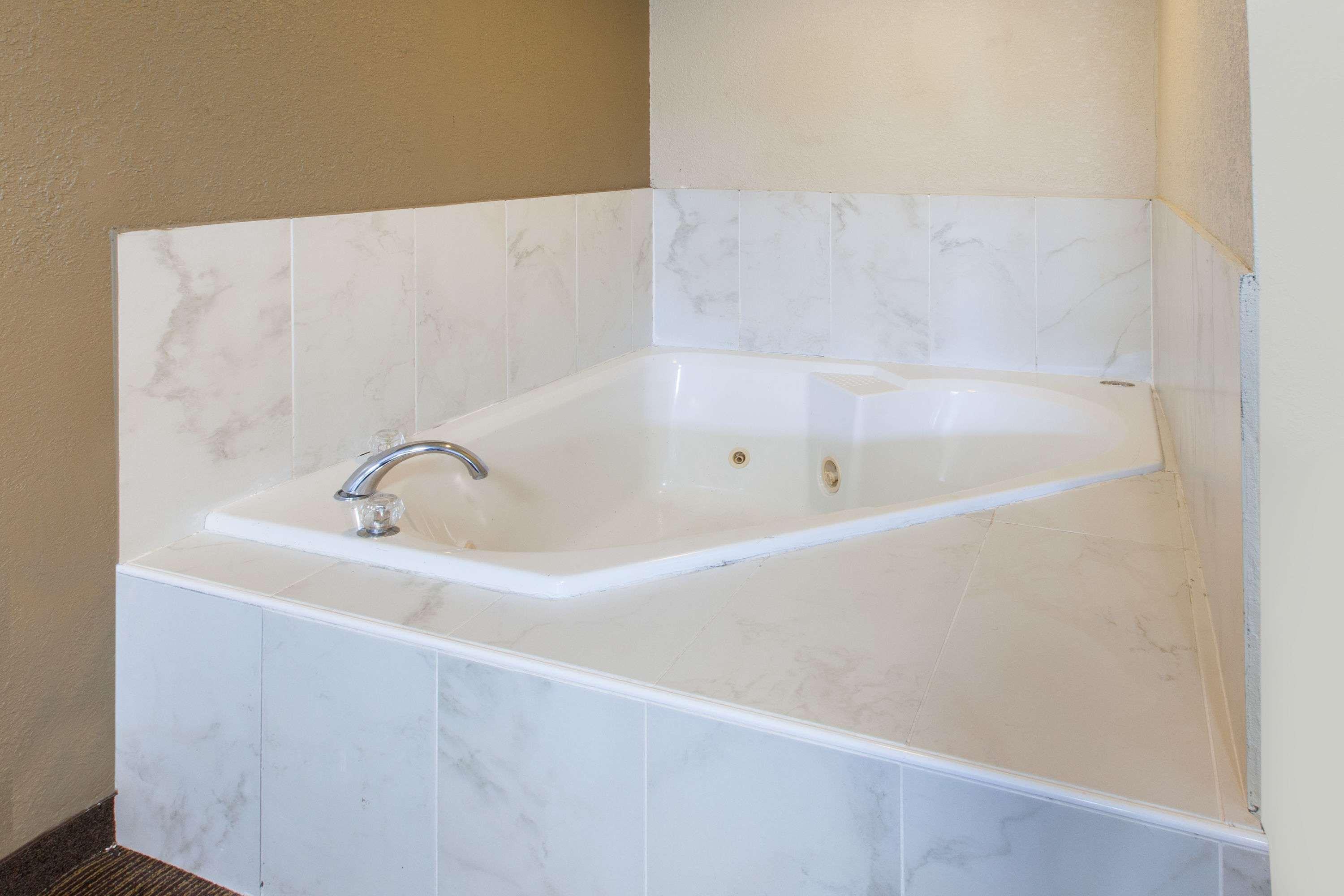 Baymont By Wyndham Downtown 2*